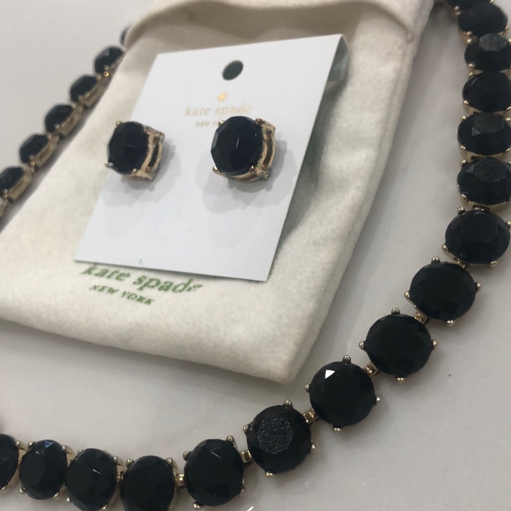 Black & Gold earring and necklace set